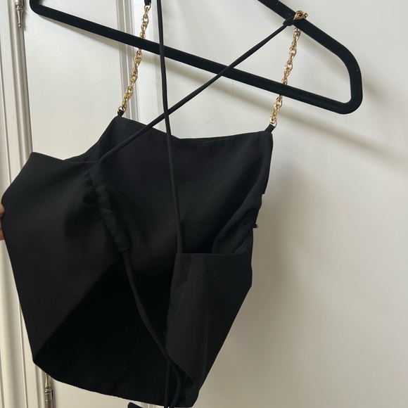 Sexy luxurious black crop top with gold chain and backless - Picture 4 of 6